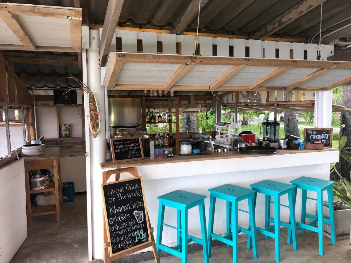 Le Petit Saint Tropez Hotell Khanom Eksteriør bilde