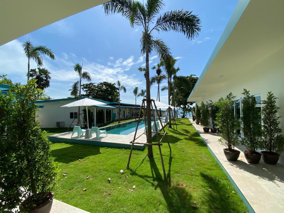 Le Petit Saint Tropez Hotell Khanom Eksteriør bilde
