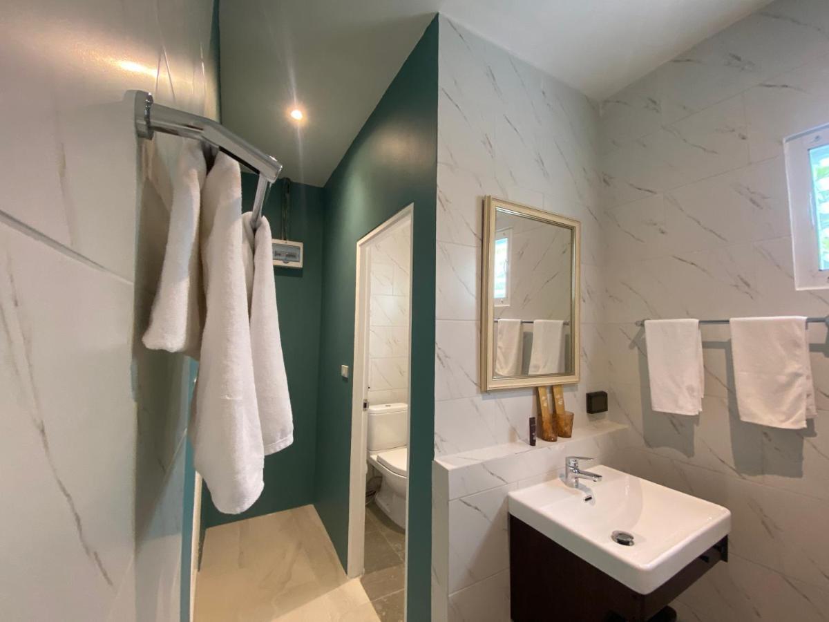 Le Petit Saint Tropez Hotell Khanom Eksteriør bilde