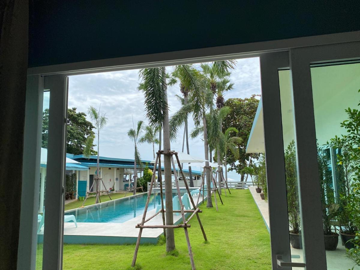 Le Petit Saint Tropez Hotell Khanom Eksteriør bilde