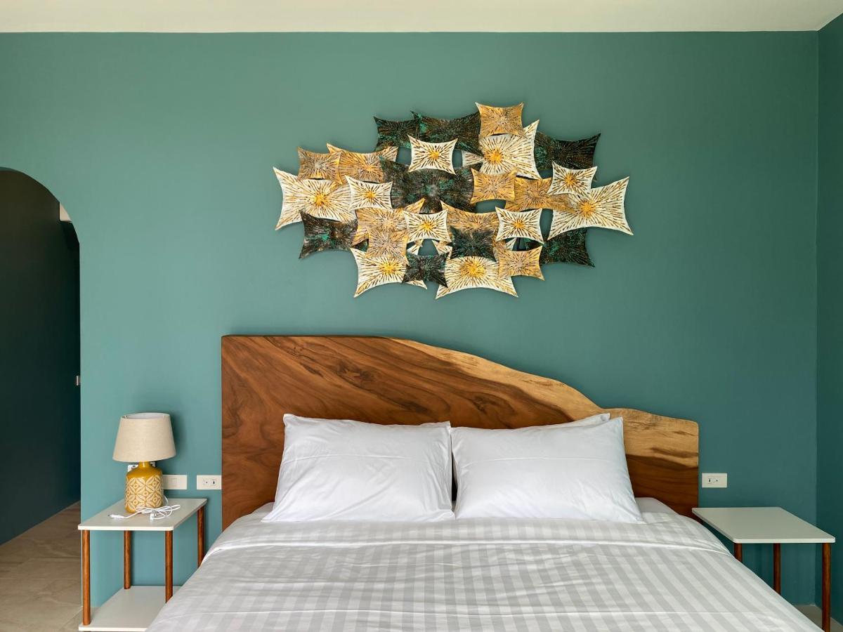 Le Petit Saint Tropez Hotell Khanom Eksteriør bilde