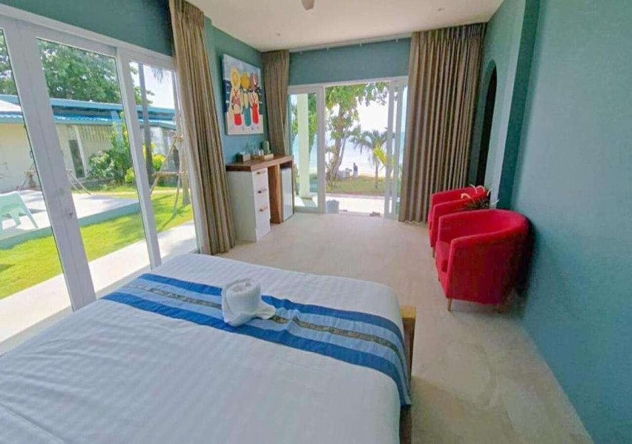 Le Petit Saint Tropez Hotell Khanom Eksteriør bilde
